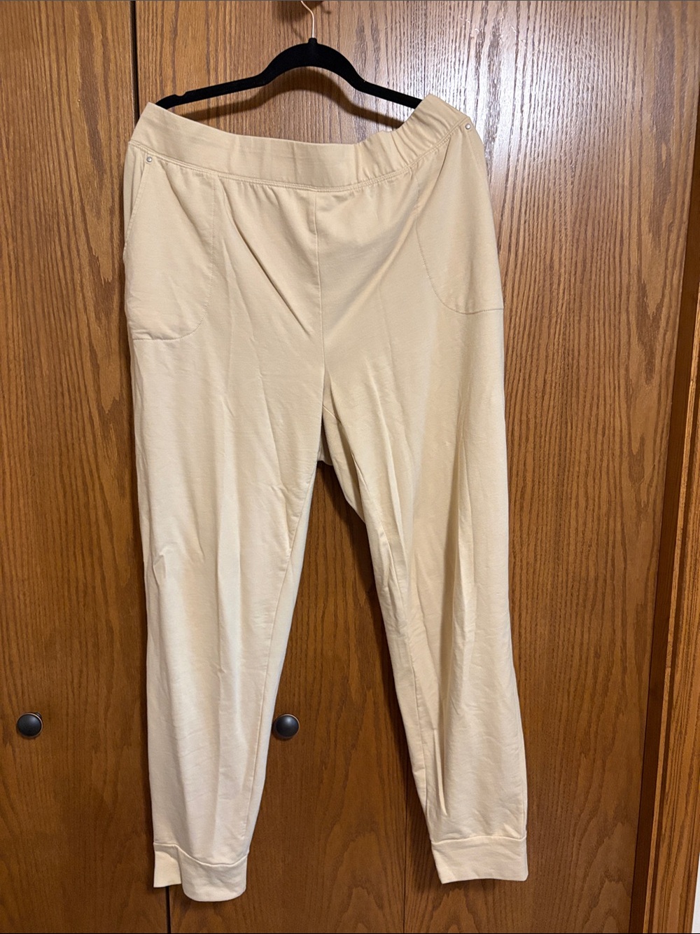 Women's Cream Pull-On Joggers with Side Pockets TALL